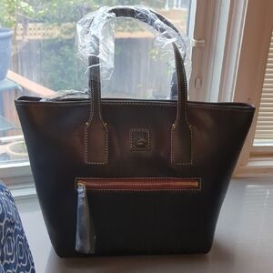 Dooney & Bourke Blue Tote Classic Design